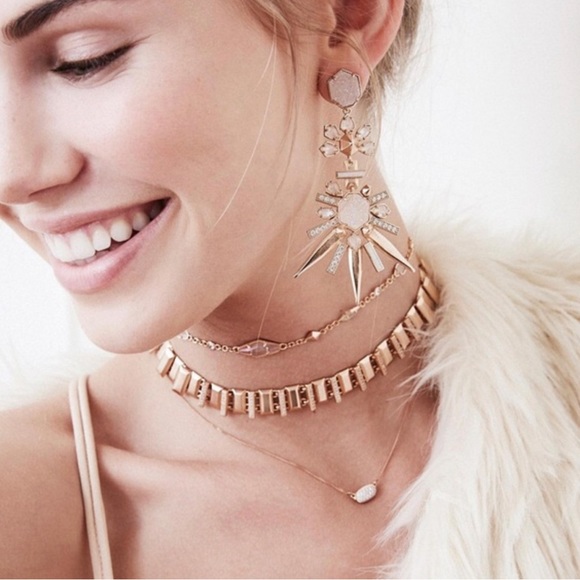 Kendra Scott Rose Gold Necklace - Picture 5 of 6